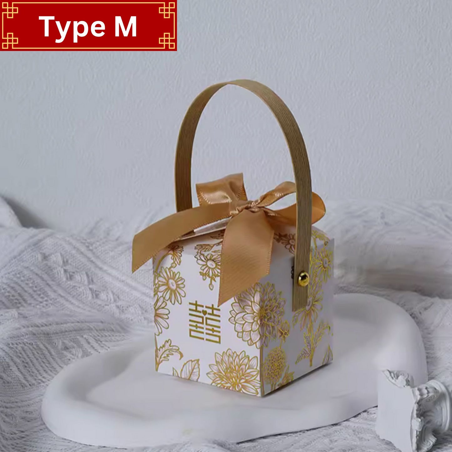 Lily and Tulip 囍 Wedding Favor Box with Ribbon and Handle