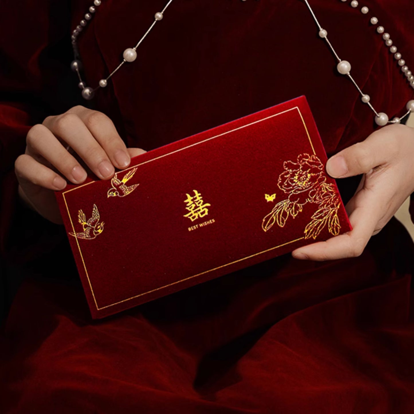 Velvet Envelope with Golden Swallow 囍