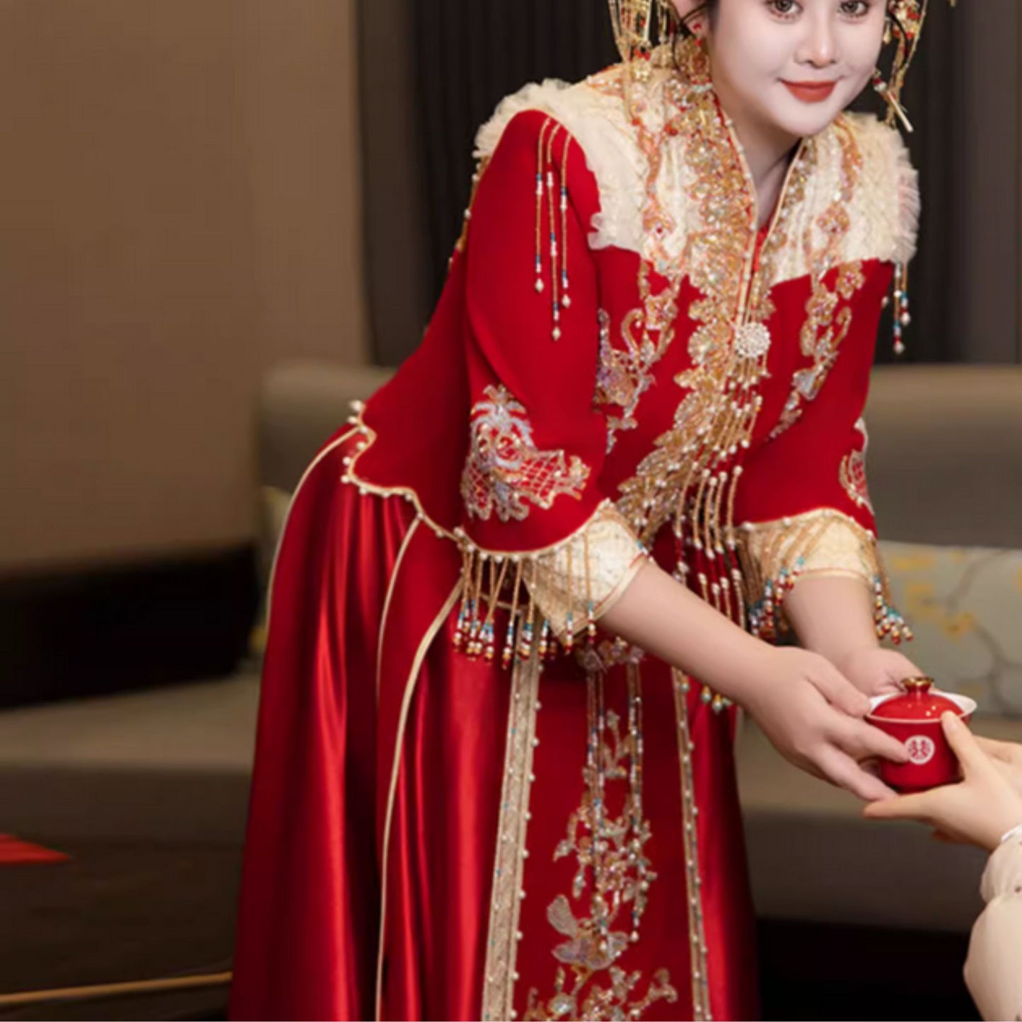 Double Happiness Wine Red with Gold Accents Plus Size Xiuhefu 中式婚纱秀禾服 (Up to 10XL)