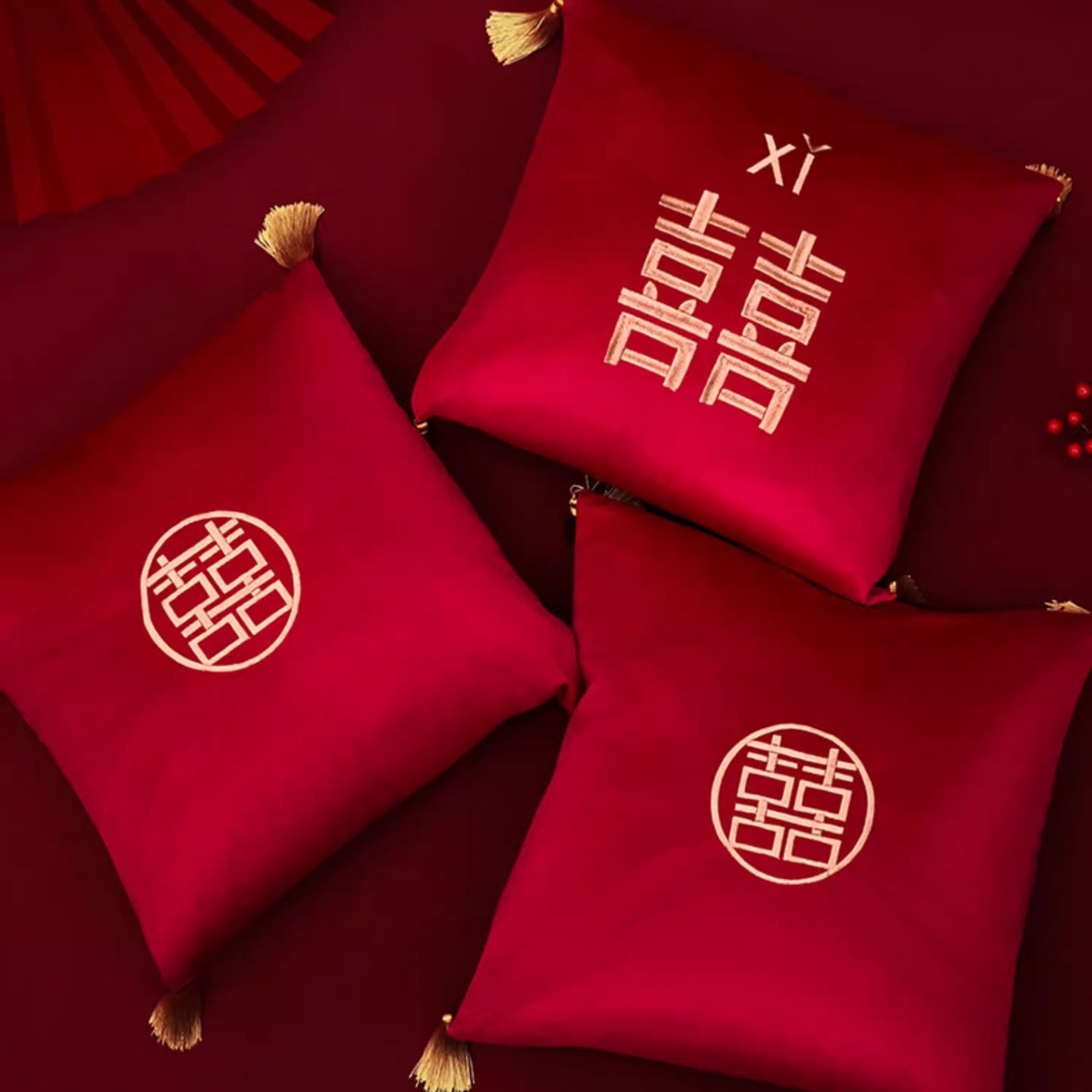 Wedding Embroidery Cushions with Gold Tassel 囍