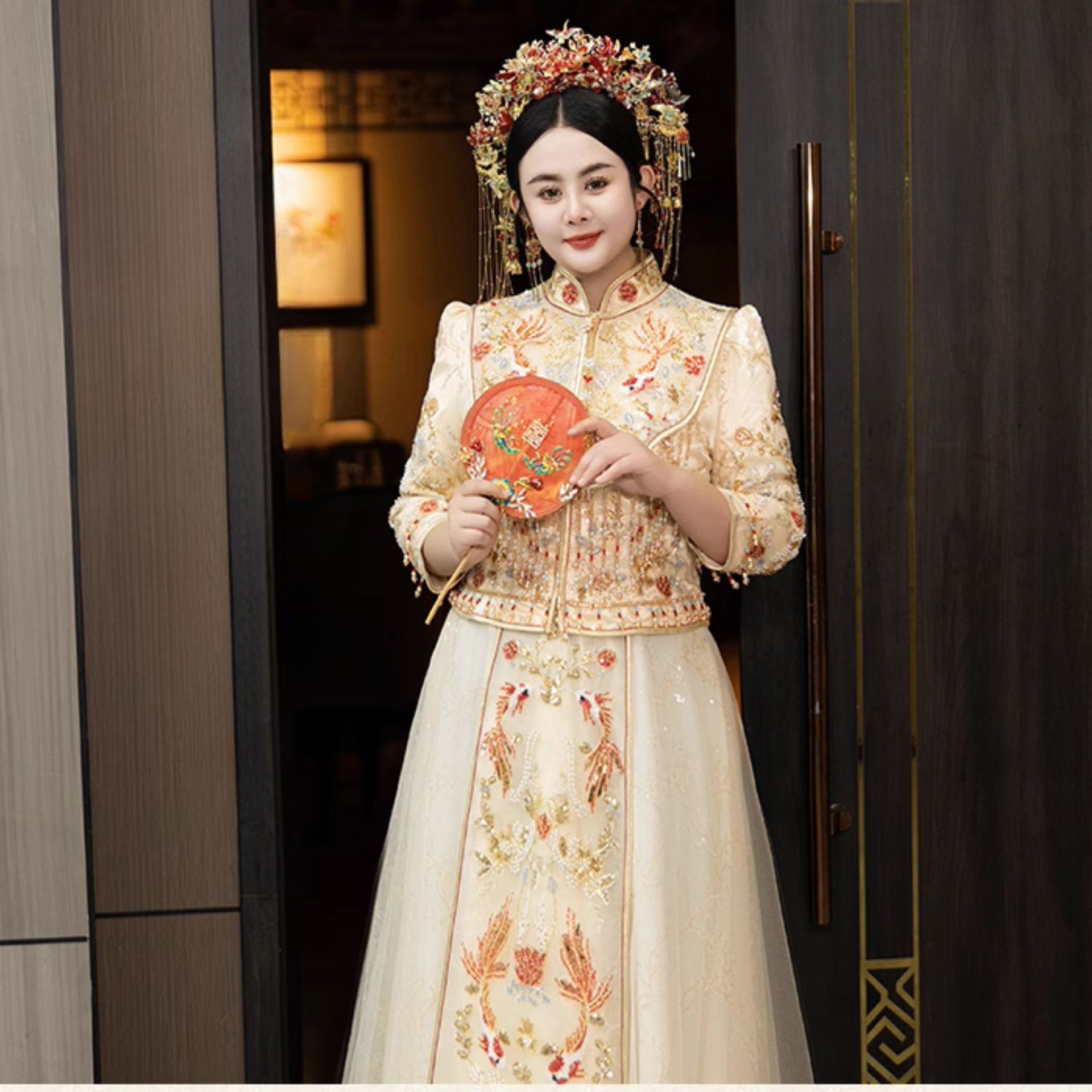 Elegant Plus-Size Xiuhefu: Champagne Chinese Bridal Gown (up to 10XL) Mulan Weddings Elegant Plus-Size Xiuhefu: Champagne Chinese Bridal Gown (up to 10XL) Mulan Weddings