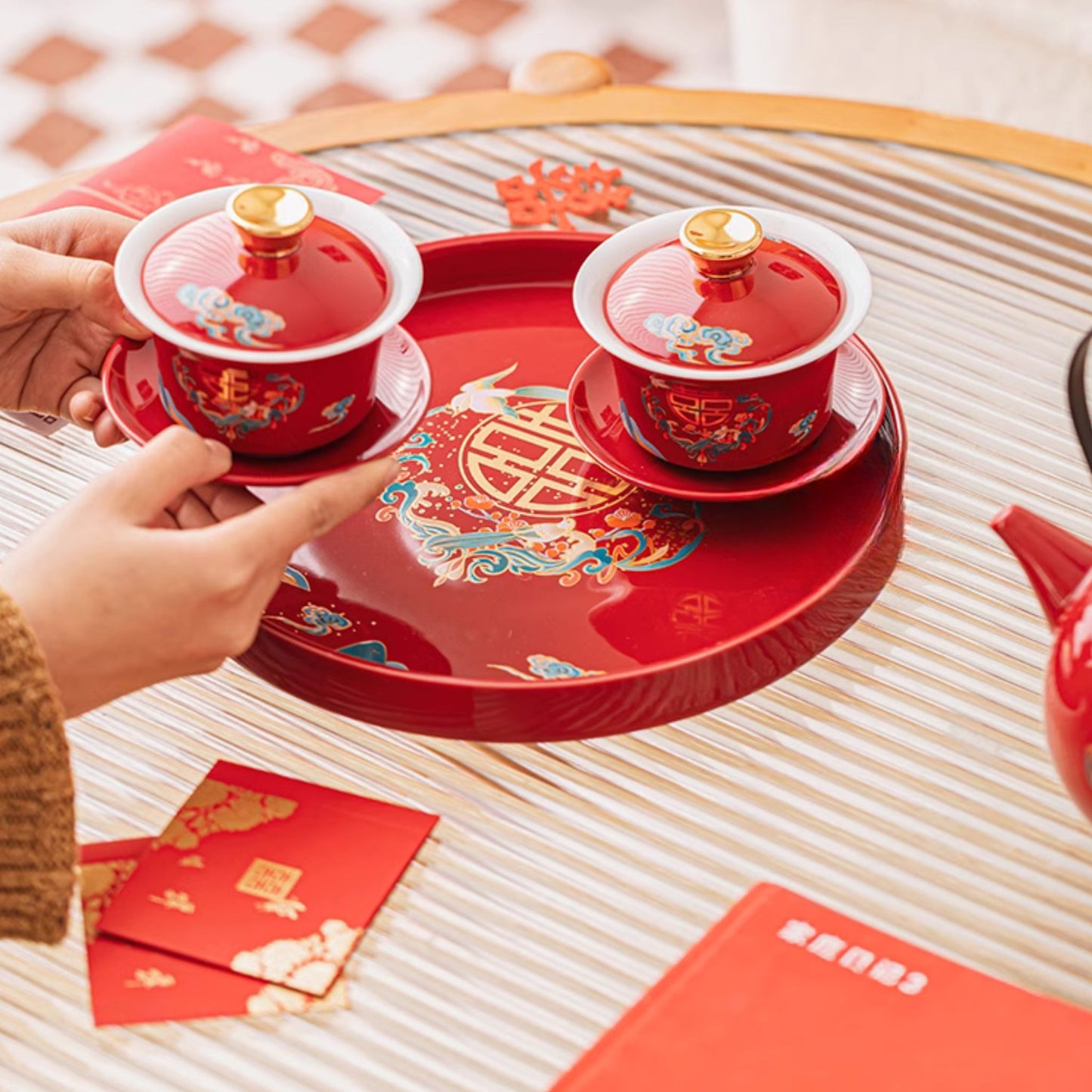 Red Tea Ceremony Set with Magpie Drawings 喜鹊改口喜杯