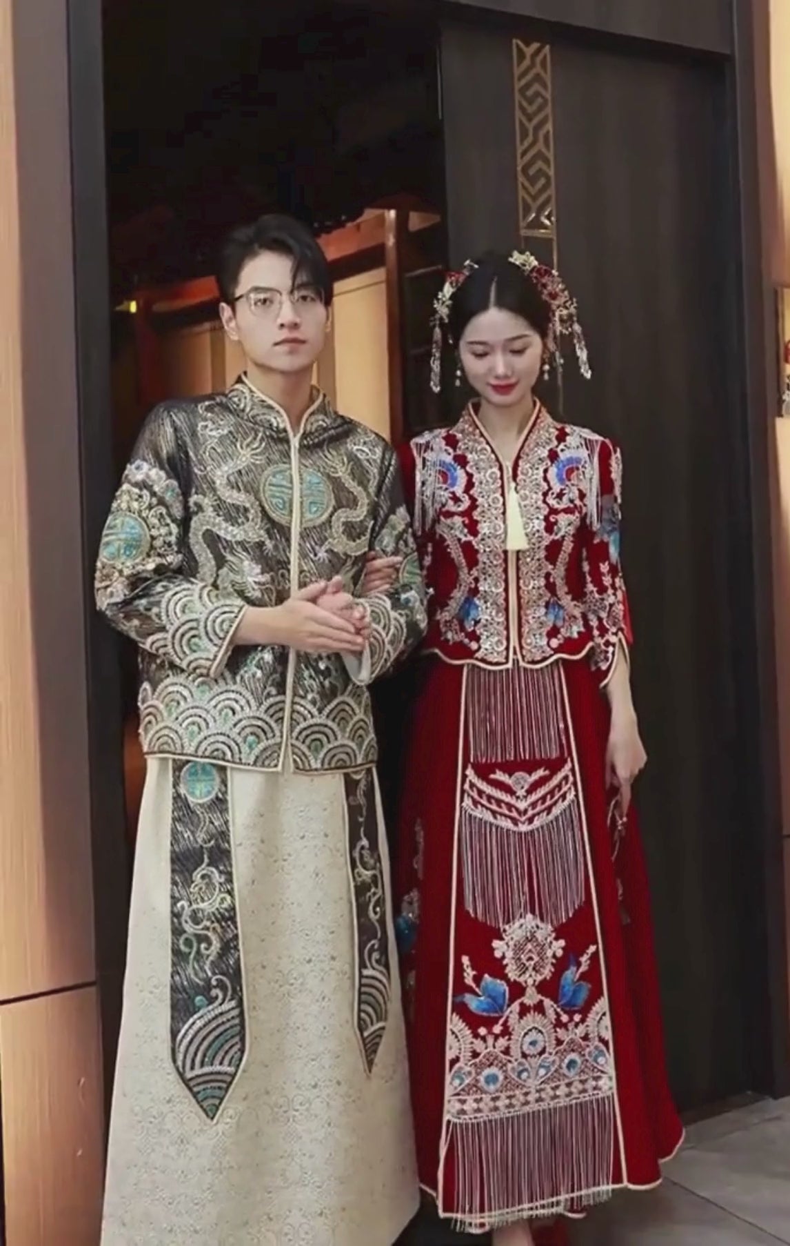 Load video: xiuhefu aodai